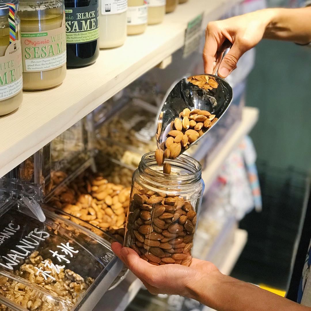 Team Up with Ecobox: Transform Your Food Display Game!